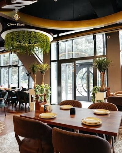 Avenue Restaurant