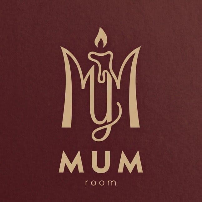 Mum Room logo